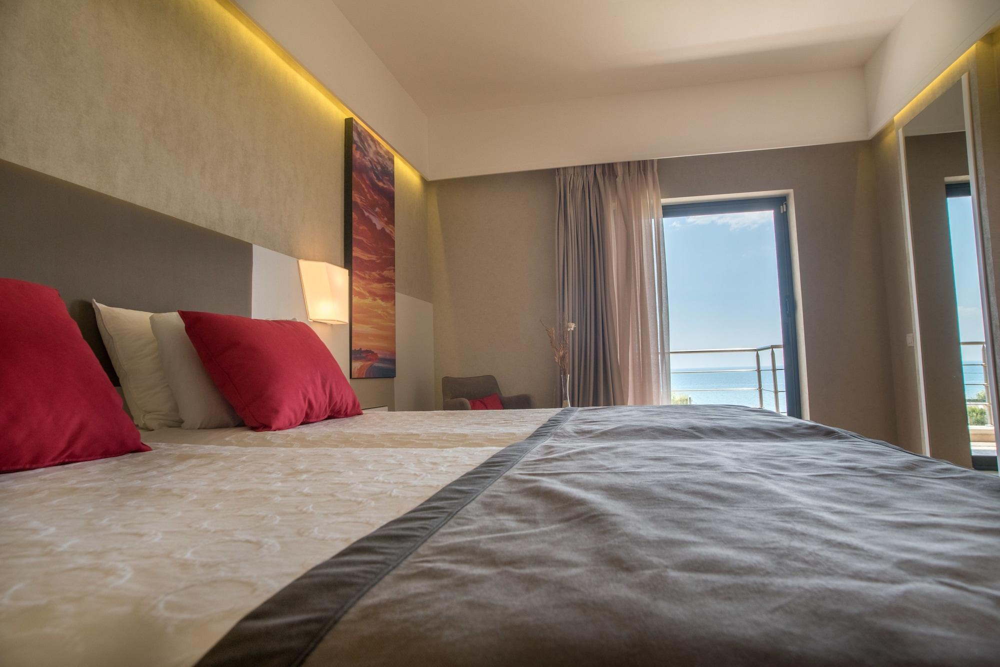 Hotel Ramada Plaza By Wyndham Thraki Alexandrupoli Exteriér fotografie A room at the hotel