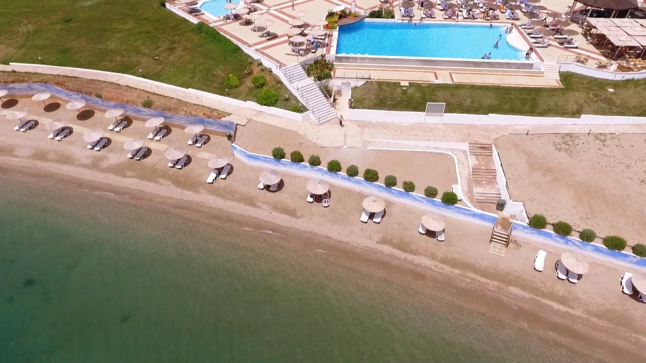 Hotel Ramada Plaza By Wyndham Thraki Alexandrupoli Exteriér fotografie Aerial view of the beach