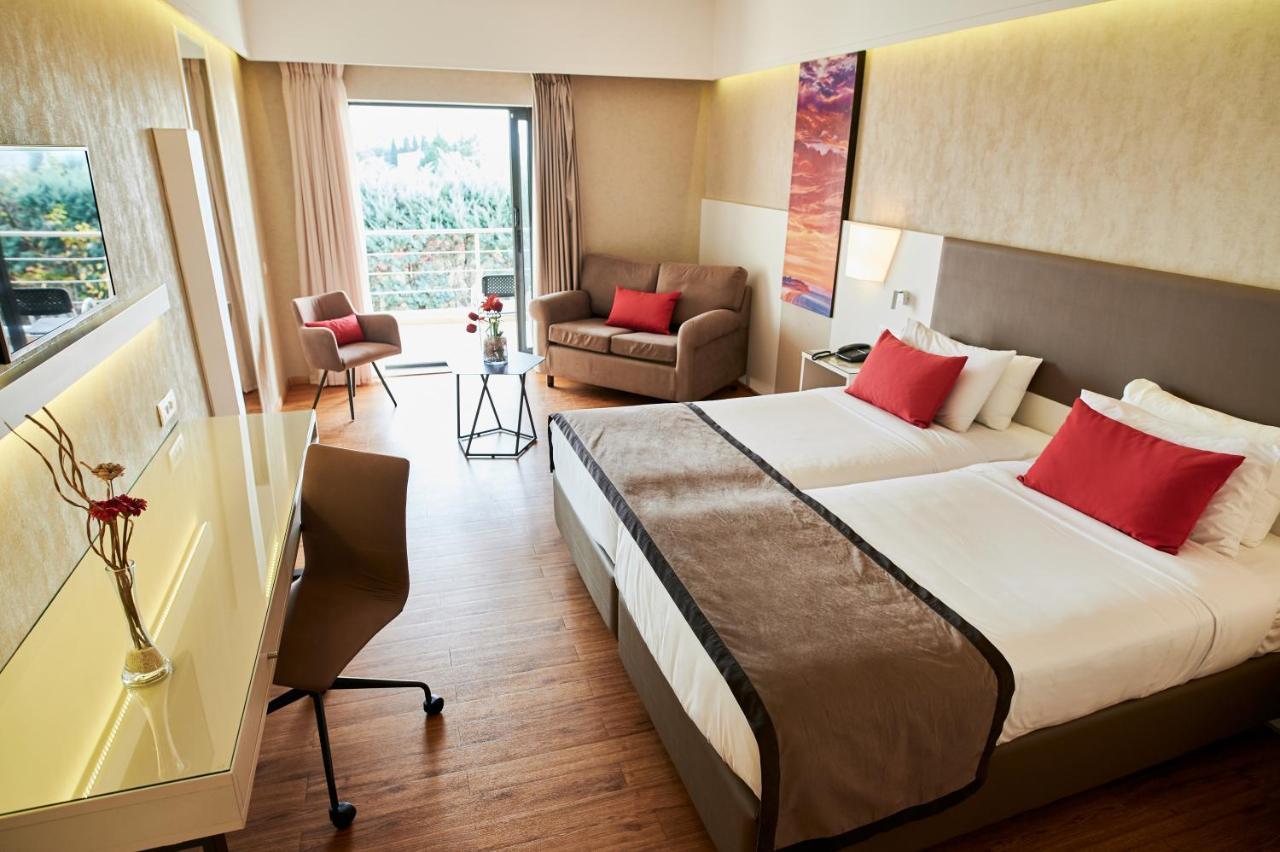 Hotel Ramada Plaza By Wyndham Thraki Alexandrupoli Exteriér fotografie A room at the hotel
