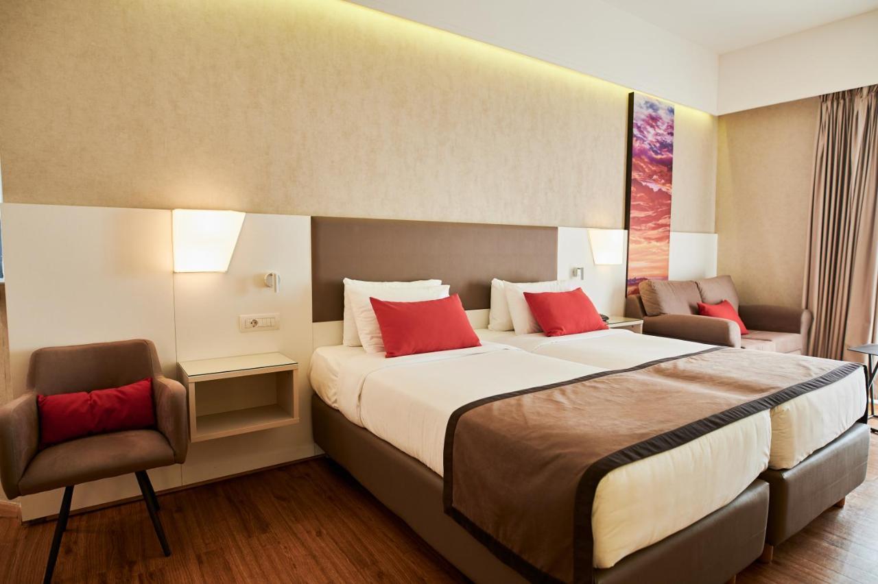 Hotel Ramada Plaza By Wyndham Thraki Alexandrupoli Exteriér fotografie A room at the hotel